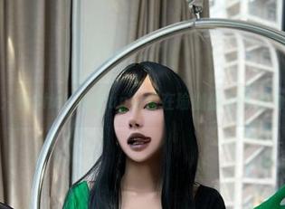 图片分享：看Choi Ji Yun如何在瑜伽垫上给重力上了课！
